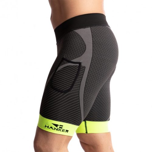 Malla corta compresiva Pog unisex gris logo Hanker-Sports en negro.